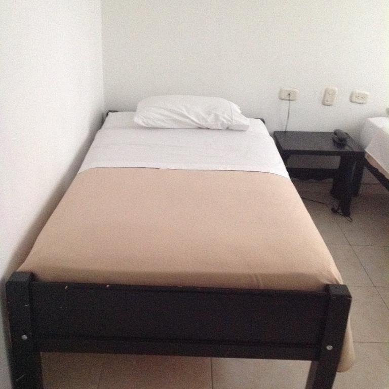Hotel Calamo Plaza Pitalito Room photo